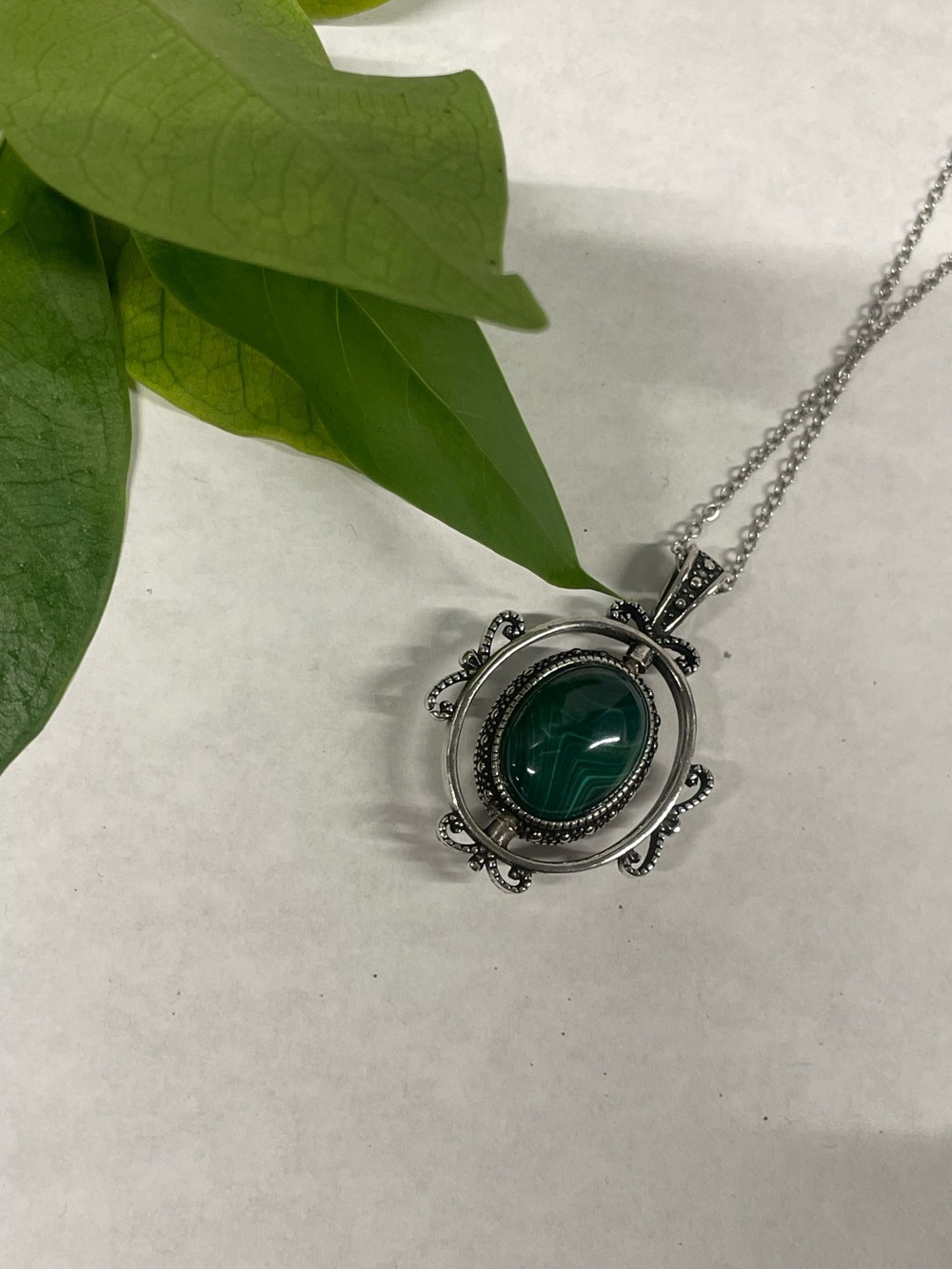 Green Malachite Pendant Necklace in Silver-tone Setting